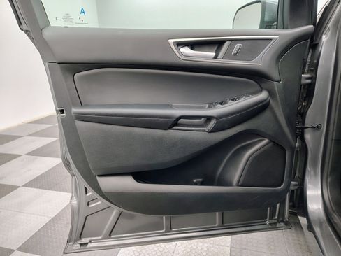 Used 2022 Ford Edge SEL w/ Convenience Package image 21