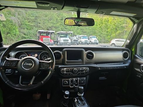 Used 2019 Jeep Wrangler Unlimited Sport S AWD/4WD image 11