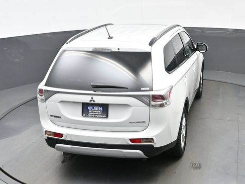 Used 2015 Mitsubishi Outlander SE AWD/4WD image 40