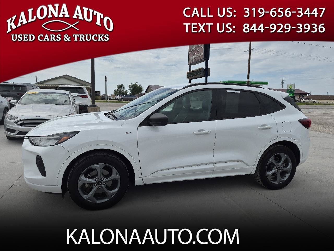 Used 2023 Ford Escape ST-Line AWD/4WD image 1