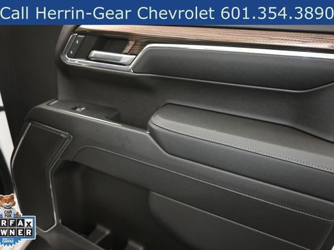 Used 2023 Chevrolet Silverado 1500 RST AWD/4WD image 15