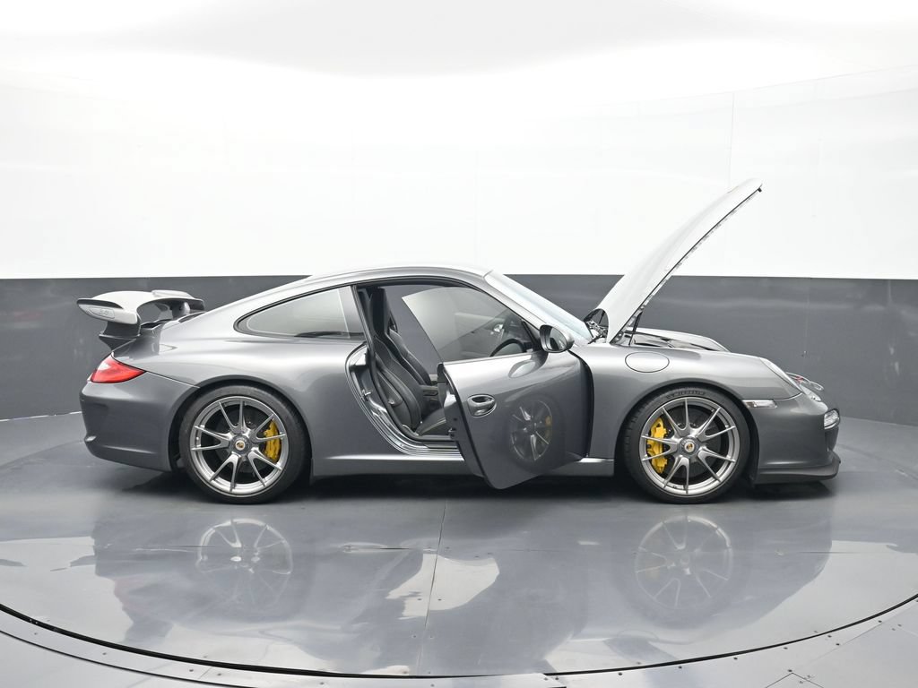 Used 2010 Porsche 911 GT3 RWD image 29