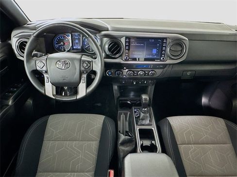 Certified 2023 Toyota Tacoma TRD Off-Road image 23