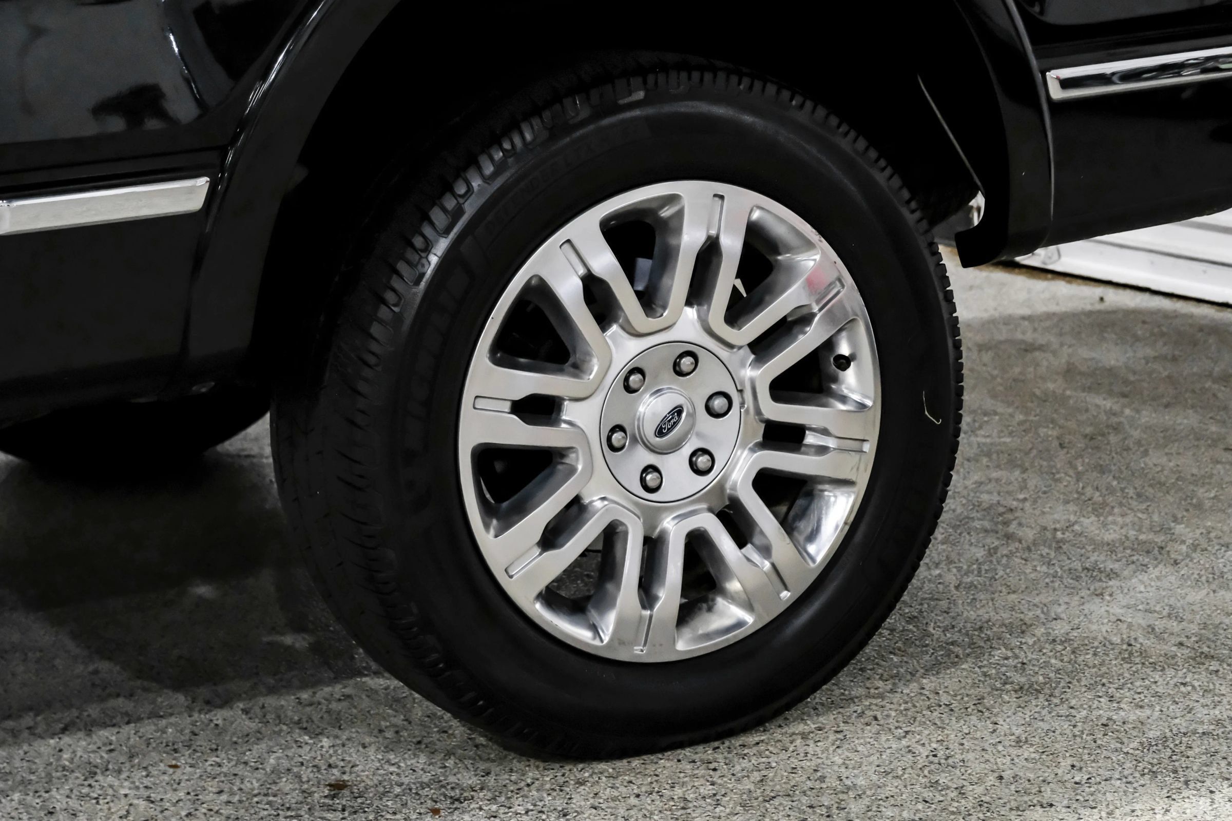 Used 2014 Ford F150 Platinum AWD/4WD image 68
