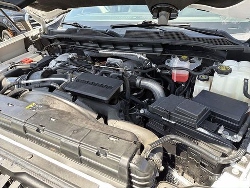 Used 2024 Chevrolet Silverado 2500 LTZ AWD/4WD image 29