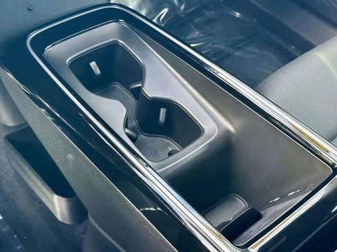 Used 2023 Volkswagen ID.4 Pro S image 22