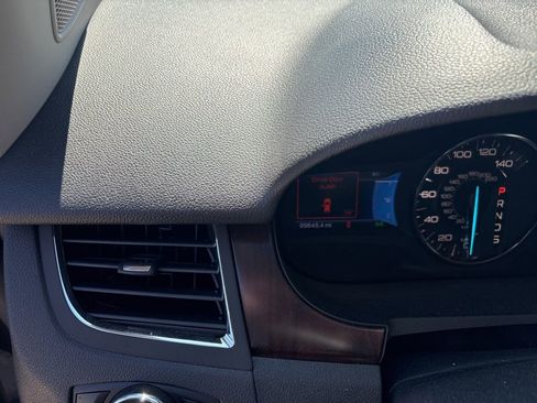 Used 2013 Ford Edge Limited image 13