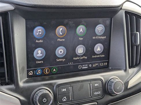 Used 2024 GMC Terrain SLE w/ Driver Convenience Package image 23