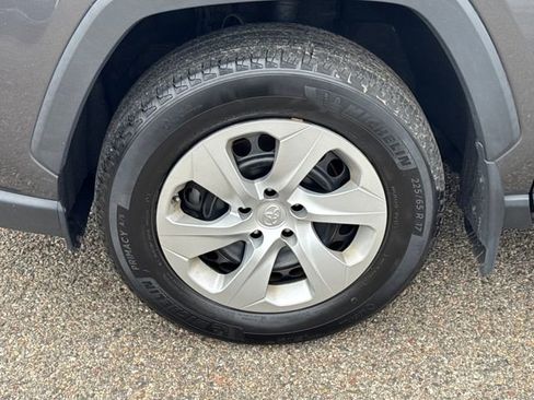 Used 2023 Toyota RAV4 LE image 2