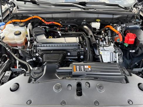 Used 2024 Lincoln Nautilus Premier w/ Equipment Group 102A AWD/4WD image 24