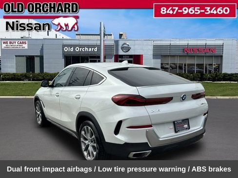 Used 2021 BMW X6 xDrive40i w/ Premium Package 3 AWD/4WD image 9