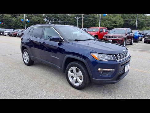 Certified 2018 Jeep Compass Latitude w/ Cold Weather Group AWD/4WD image 2