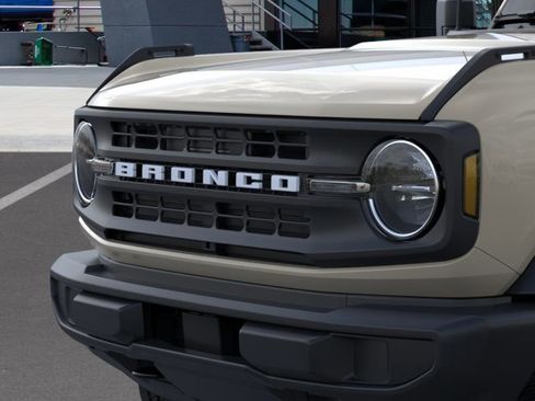 New 2025 Ford Bronco 4-Door AWD/4WD image 22