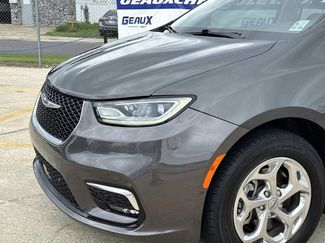 Used 2022 Chrysler Pacifica Limited AWD/4WD video 2