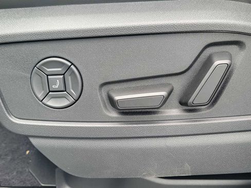 New 2026 Audi SQ5 Premium Plus image 16