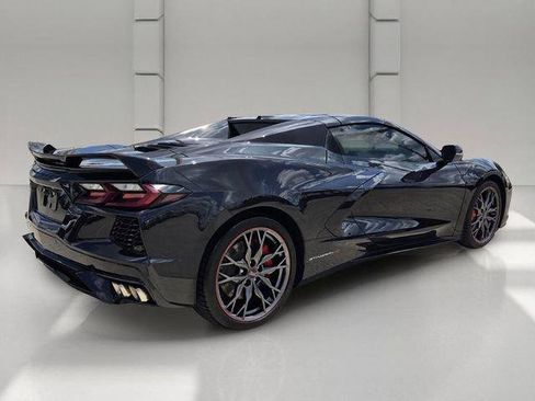 Used 2024 Chevrolet Corvette Stingray Convertible w/ Z51 Performance Package RWD image 5
