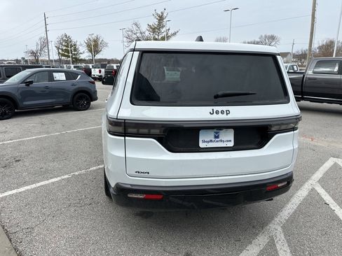 New 2026 Jeep Grand Wagoneer L Limited image 24