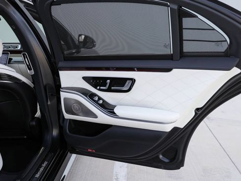 Used 2022 Mercedes-Benz S 580 4MATIC Sedan image 26