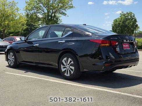 Used 2025 Nissan Altima 2.5 S FWD image 7