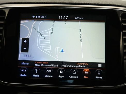 Used 2019 Jeep Grand Cherokee Limited image 18