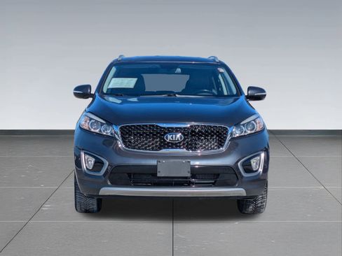 Used 2016 Kia Sorento EX image 9