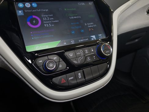 Used 2018 Chevrolet Bolt LT FWD image 7