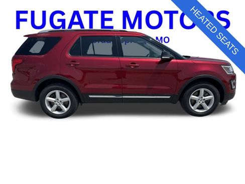Used 2017 Ford Explorer XLT w/ Equipment Group 202A AWD/4WD image 7