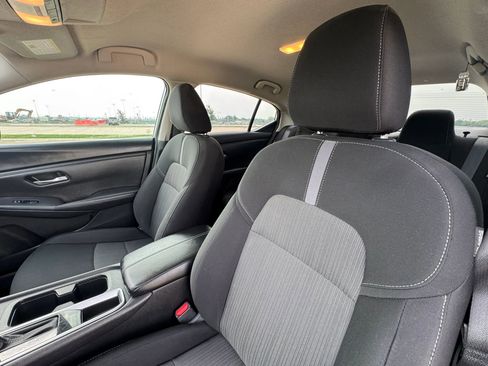 Used 2023 Nissan Sentra SV FWD image 20