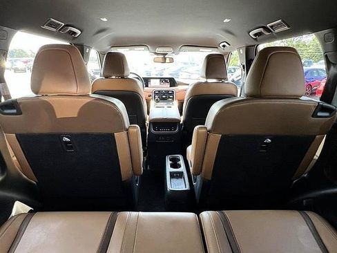 Used 2025 Nissan Armada SL w/ Captain's Chari Seat Package RWD image 45