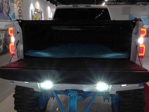 Used 2021 Chevrolet Silverado 2500 High Country image 5