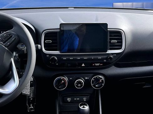 Certified 2026 Hyundai Venue SEL FWD image 7
