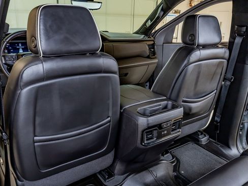 Used 2024 GMC Sierra 1500 AT4X image 33