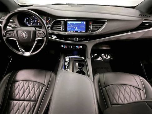 Used 2022 Buick Enclave Avenir w/ Avenir Technology Package AWD/4WD image 18