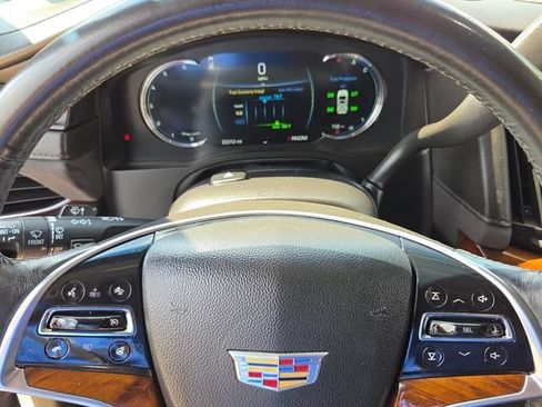 Used 2016 Cadillac Escalade Luxury RWD image 23