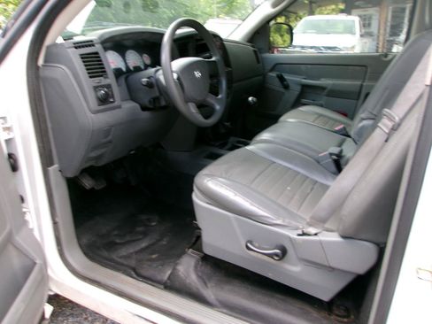 Used 2007 Dodge Ram 1500 Truck ST AWD/4WD image 11