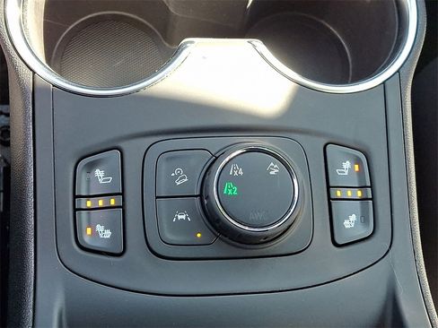 Used 2023 GMC Terrain SLT w/ Elevation Edition image 24