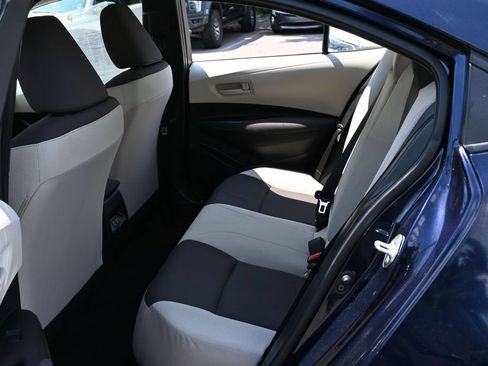 Used 2025 Toyota Corolla LE FWD image 30