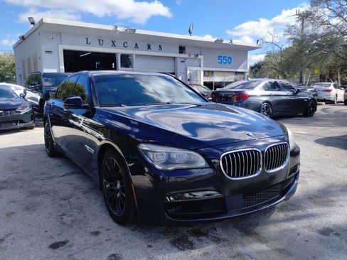 Used 2014 BMW 750i xDrive AWD/4WD image 11