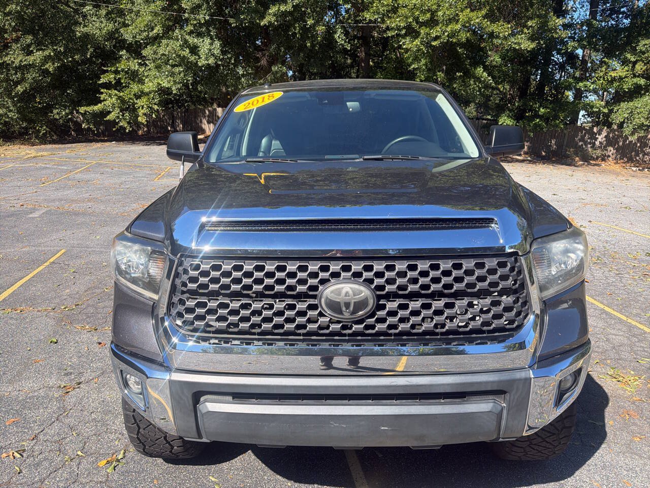 Used 2018 Toyota Tundra SR5 w/ SR5 Upgrade Package AWD/4WD image 11
