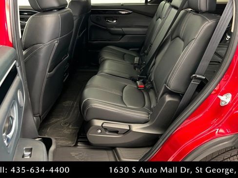 Used 2023 Honda Pilot Touring image 21
