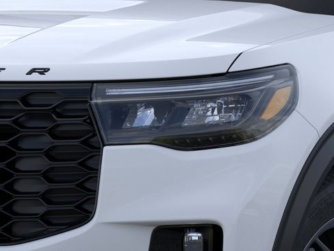 New 2026 Ford Explorer ST-Line w/ ST-Line Street Pack RWD image 18