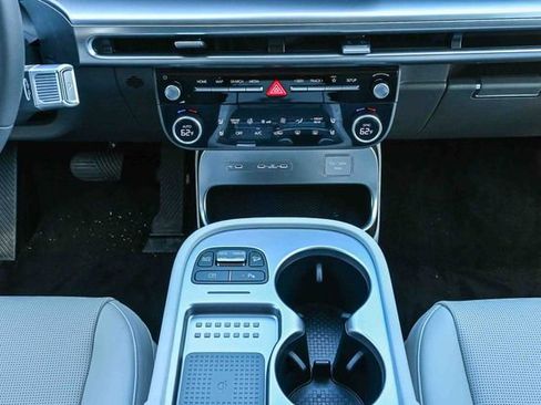 New 2026 Hyundai Ioniq 9 SEL AWD/4WD image 14