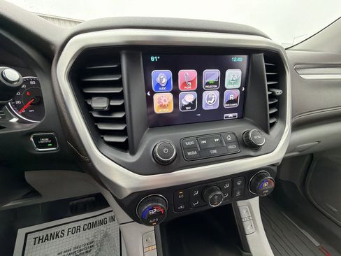 Used 2019 GMC Acadia SLT image 13