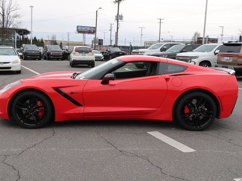 Used 2016 Chevrolet Corvette Stingray Coupe w/ 2LT Preferred Equipment Group image 7