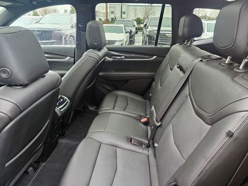 Certified 2024 Cadillac XT6 Sport w/ Technology Package image 20