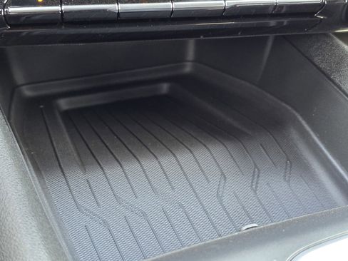 New 2026 Chevrolet Equinox EV LT image 28