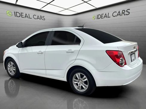 Used 2016 Chevrolet Sonic LT FWD image 7
