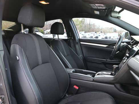 Used 2021 Honda Civic Sport image 9