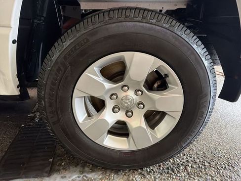 Used 2021 RAM 1500 Big Horn AWD/4WD image 10