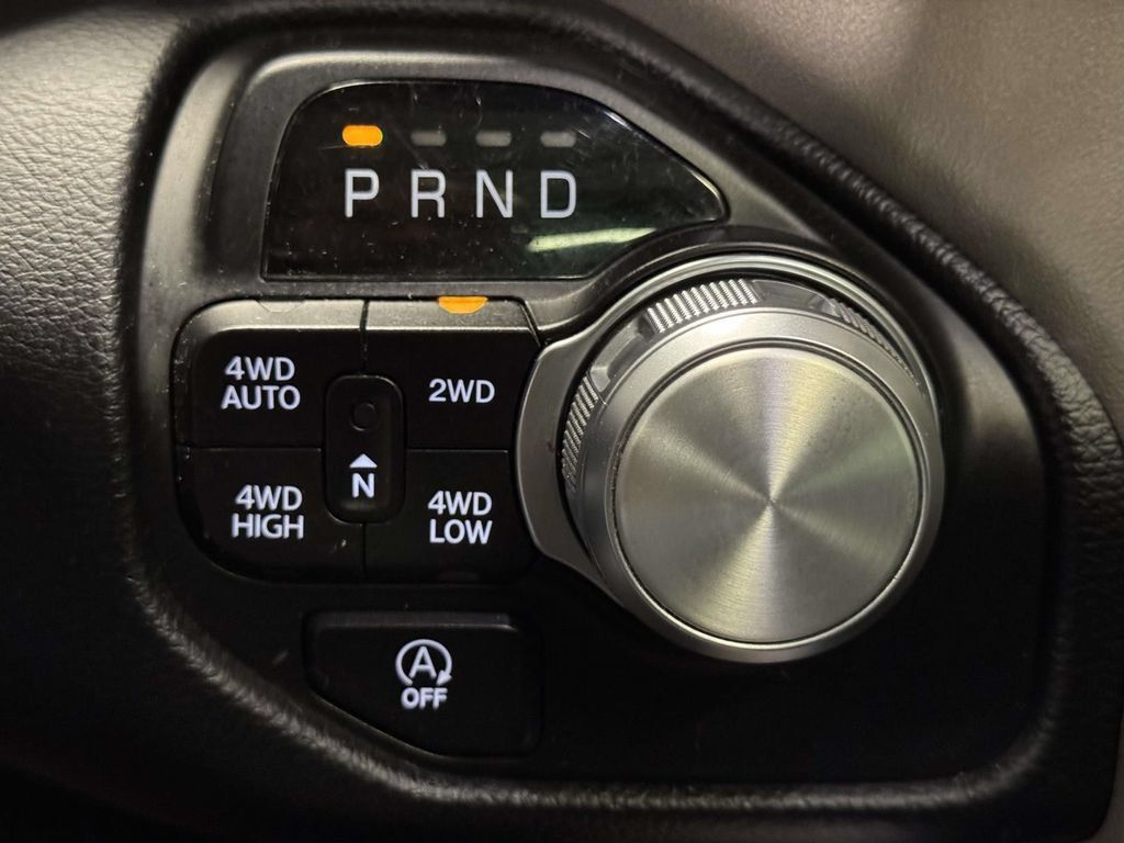 Used 2021 RAM 1500 Laramie AWD/4WD image 29